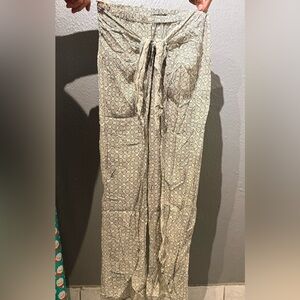 Lightweight Beige Patterned Drawstring Pants